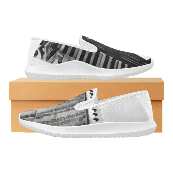 Hands On Orion Slip-on Women's Canvas Sneakers